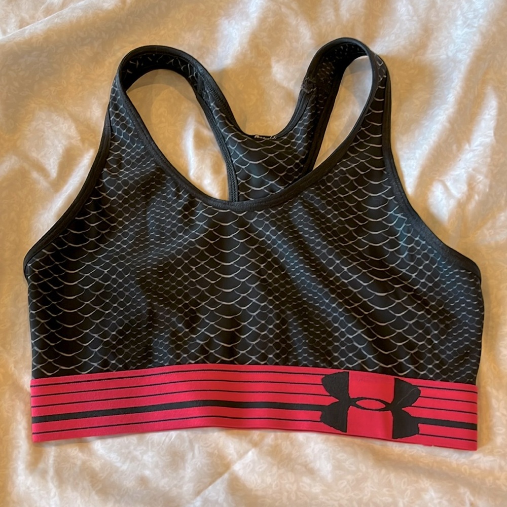 Sports bra